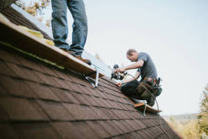 Local Roofers in Oil City, LA